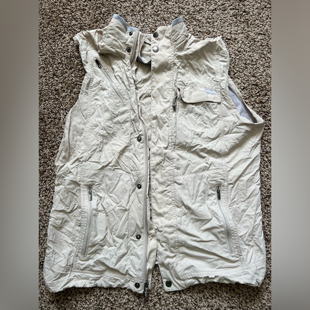 Columbia Cream Omni-Shade Vest